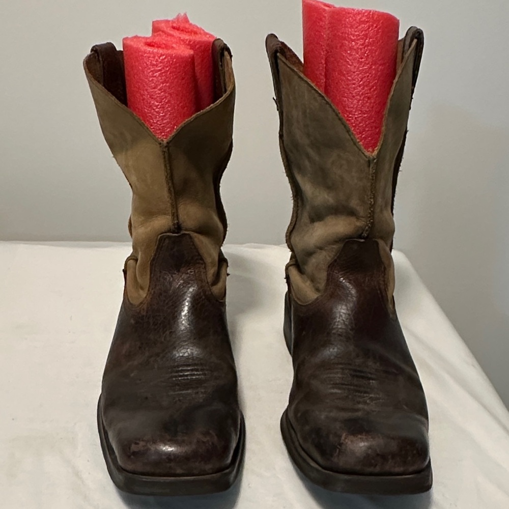 ARIAT Rambler Boots. Mens US 12D